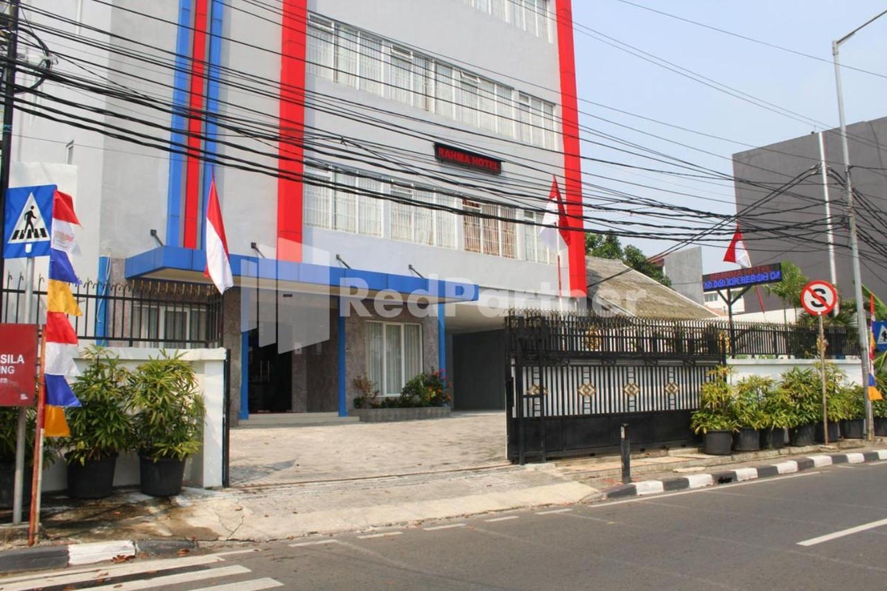 Brahma Hotel RedPartner Jakarta Bagian luar foto